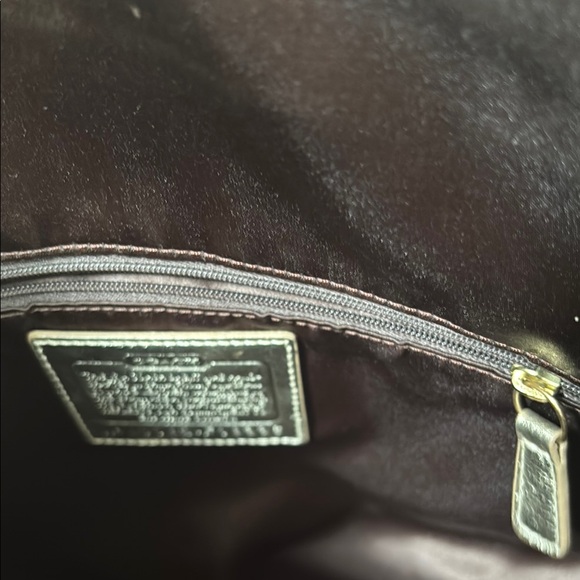 Gold Coach Tote Bag - Picture 6 of 9